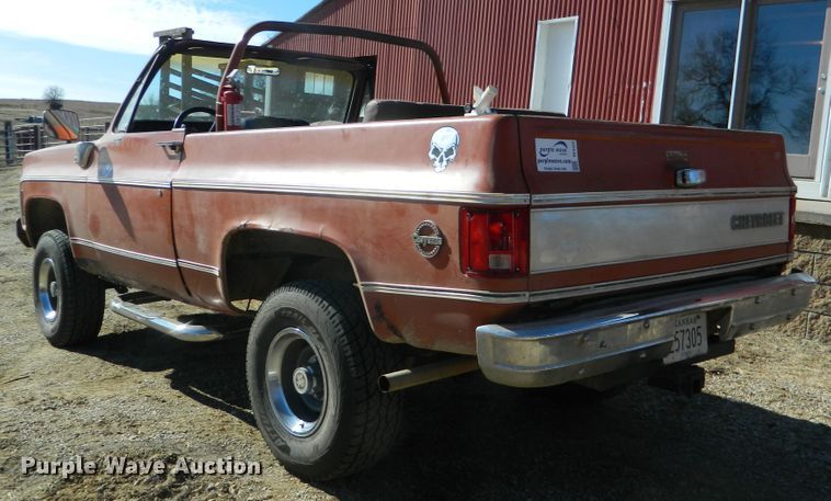 image for item DE4422 1975 Chevrolet Blazer SUV