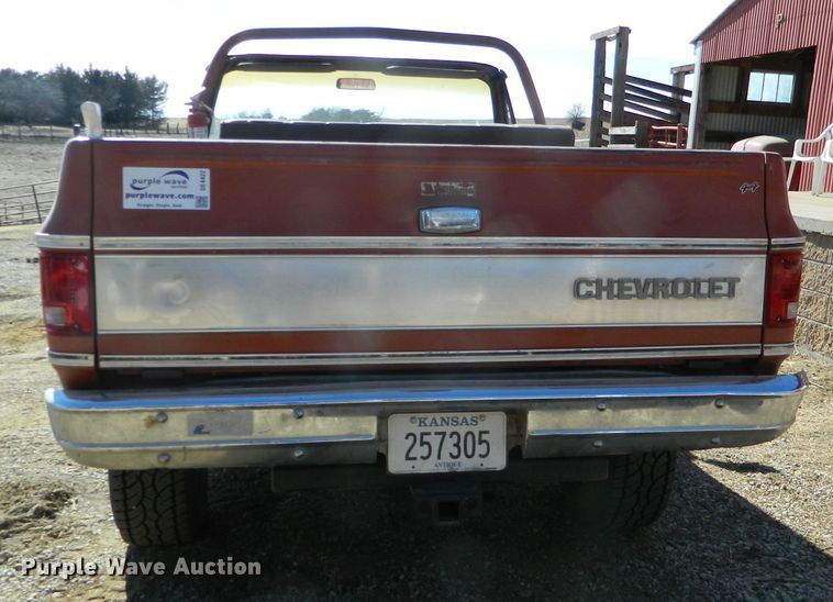 image for item DE4422 1975 Chevrolet Blazer SUV