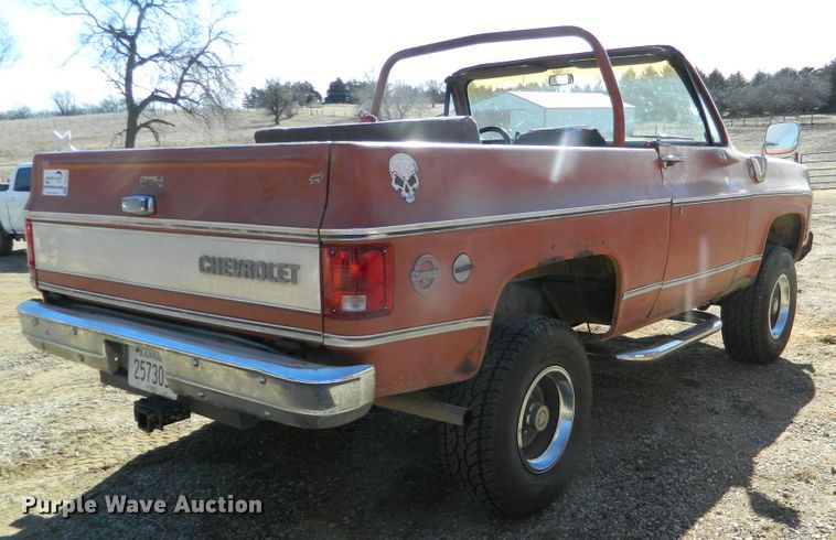 image for item DE4422 1975 Chevrolet Blazer SUV