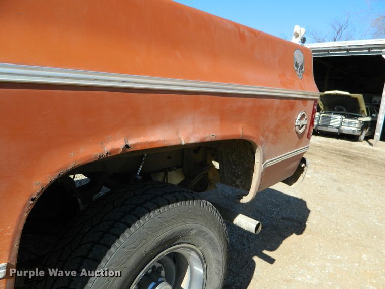 image for item DE4422 1975 Chevrolet Blazer SUV