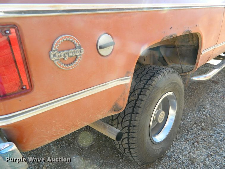 image for item DE4422 1975 Chevrolet Blazer SUV