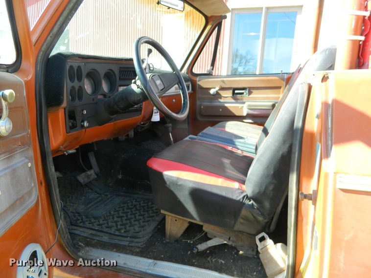 image for item DE4422 1975 Chevrolet Blazer SUV