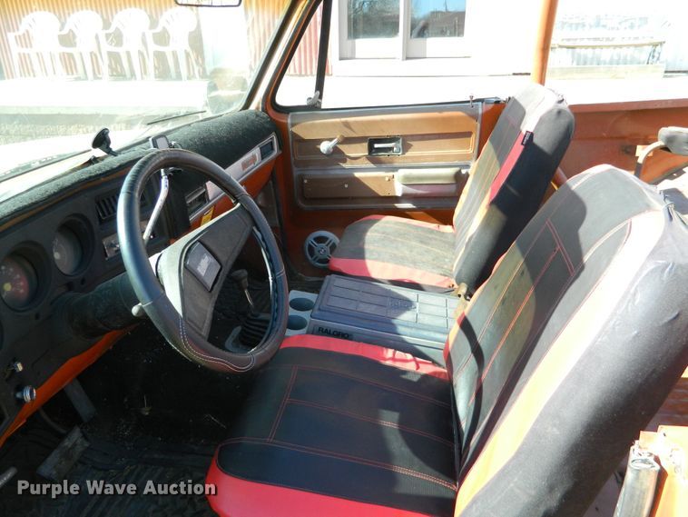 image for item DE4422 1975 Chevrolet Blazer SUV