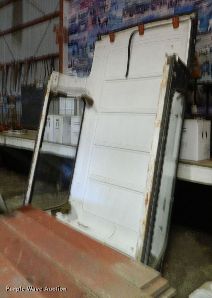 image for item DE4422 1975 Chevrolet Blazer SUV