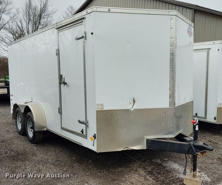 image for item DE6872 2017 Cargo Mate enclosed cargo trailer