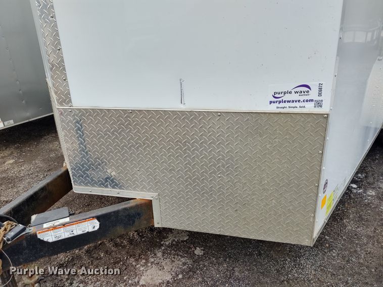 image for item DE6872 2017 Cargo Mate enclosed cargo trailer