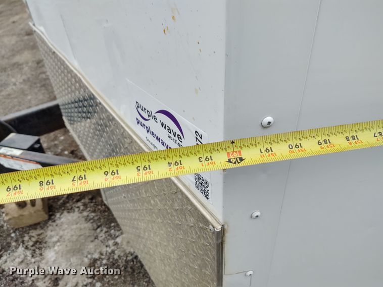 image for item DE6872 2017 Cargo Mate enclosed cargo trailer