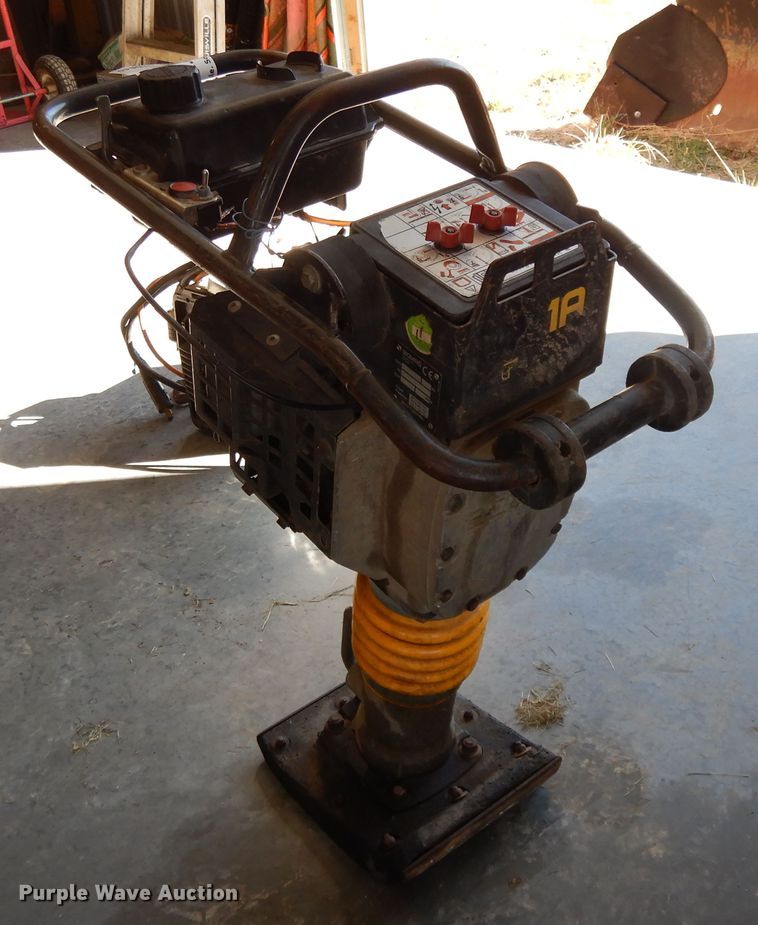 image for item DF5840 2005 Bomag B160/4 plate compactor