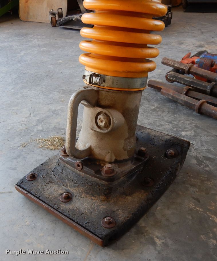 image for item DF5840 2005 Bomag B160/4 plate compactor