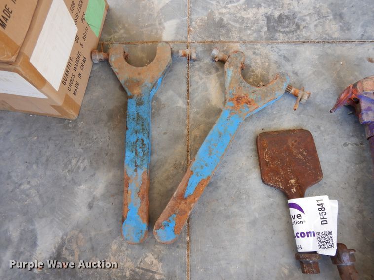 image for item DF5841 Tools