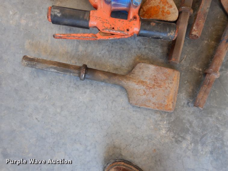 image for item DF5841 Tools