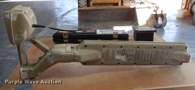 image for item DF5848 Ditch Witch 752 Tracker utility locator