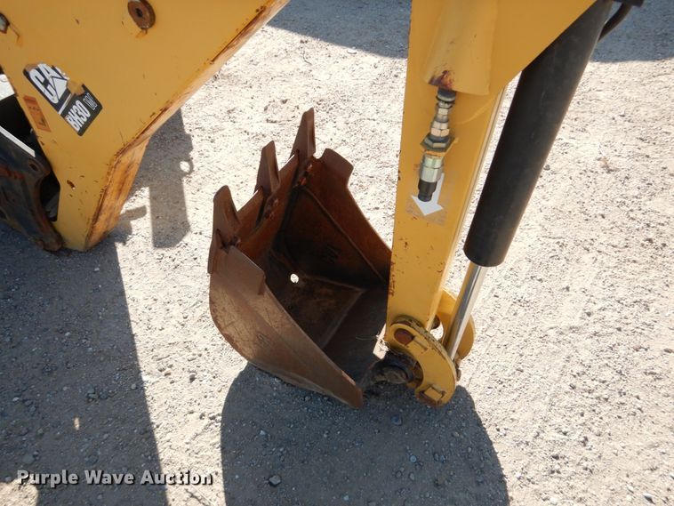 image for item DF7361 2005 Caterpillar BH30W backhoe attachment