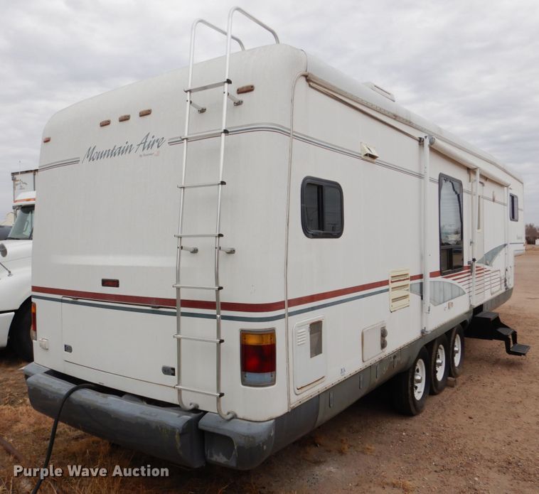 image for item DF7363 1996 Newmar Mountain Aire 39RKWB camper