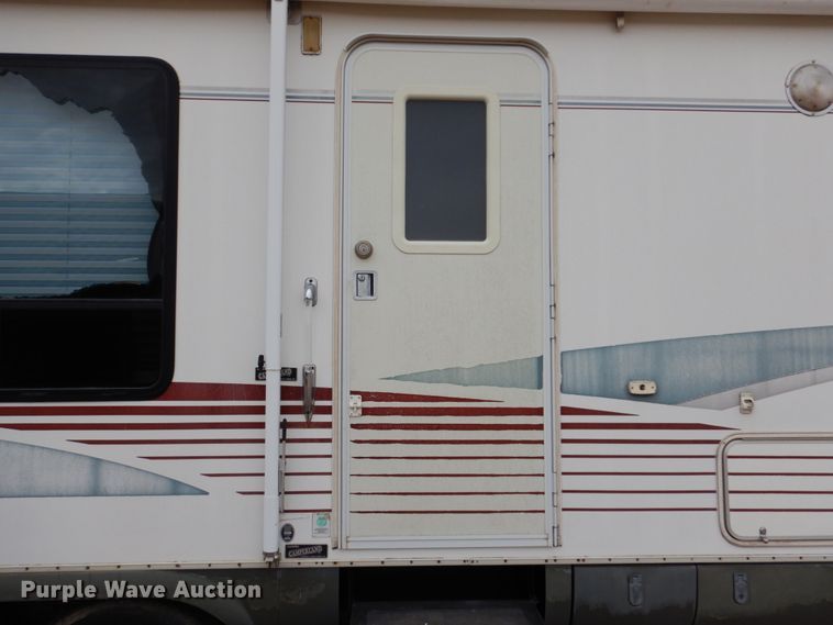 image for item DF7363 1996 Newmar Mountain Aire 39RKWB camper