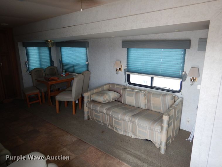 image for item DF7363 1996 Newmar Mountain Aire 39RKWB camper