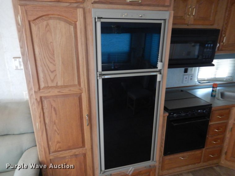 image for item DF7363 1996 Newmar Mountain Aire 39RKWB camper