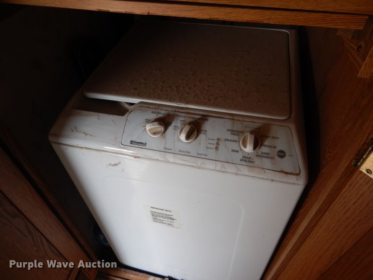 image for item DF7363 1996 Newmar Mountain Aire 39RKWB camper