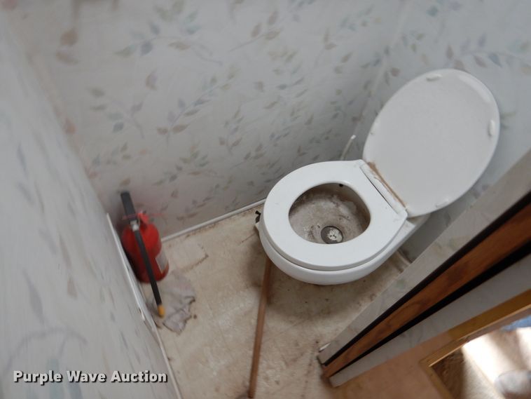 image for item DF7363 1996 Newmar Mountain Aire 39RKWB camper