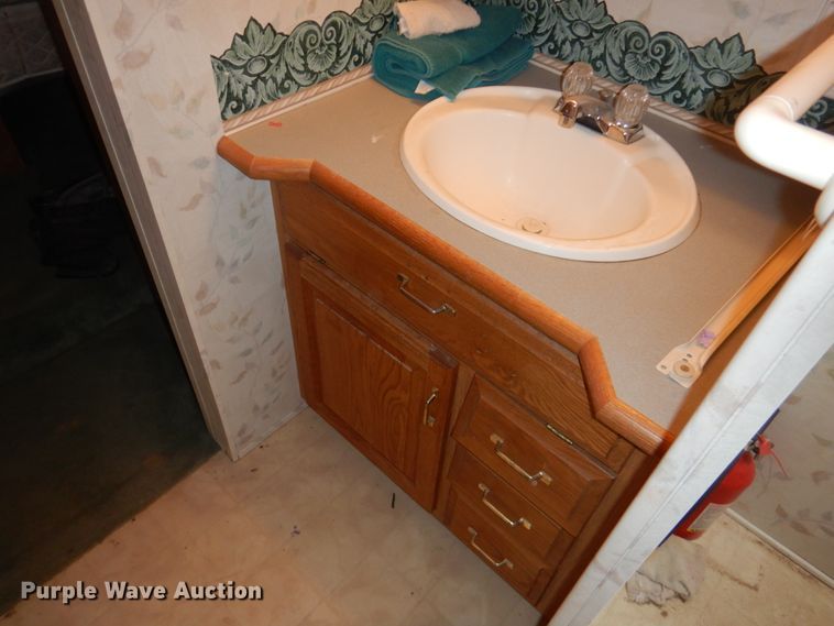 image for item DF7363 1996 Newmar Mountain Aire 39RKWB camper