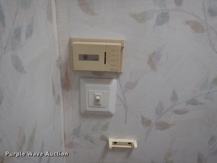 image for item DF7363 1996 Newmar Mountain Aire 39RKWB camper