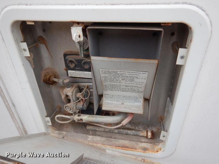 image for item DF7363 1996 Newmar Mountain Aire 39RKWB camper