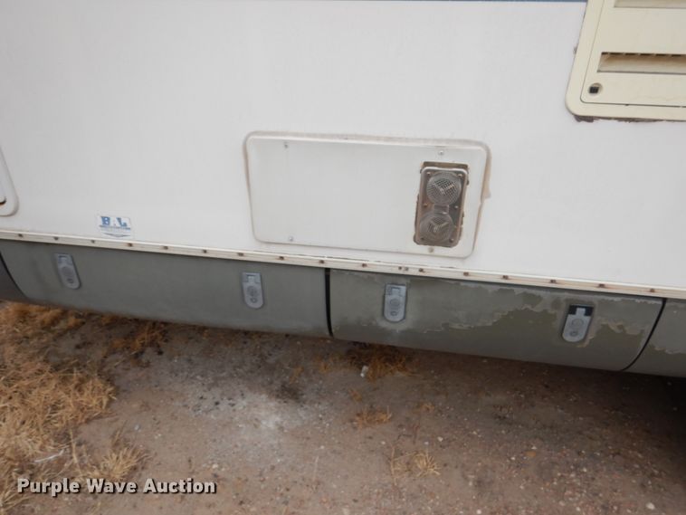 image for item DF7363 1996 Newmar Mountain Aire 39RKWB camper