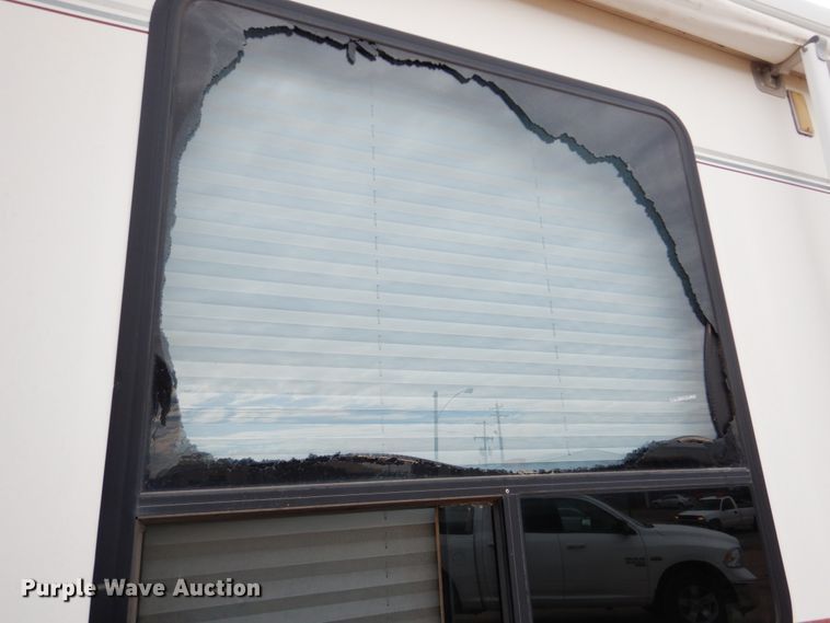 image for item DF7363 1996 Newmar Mountain Aire 39RKWB camper