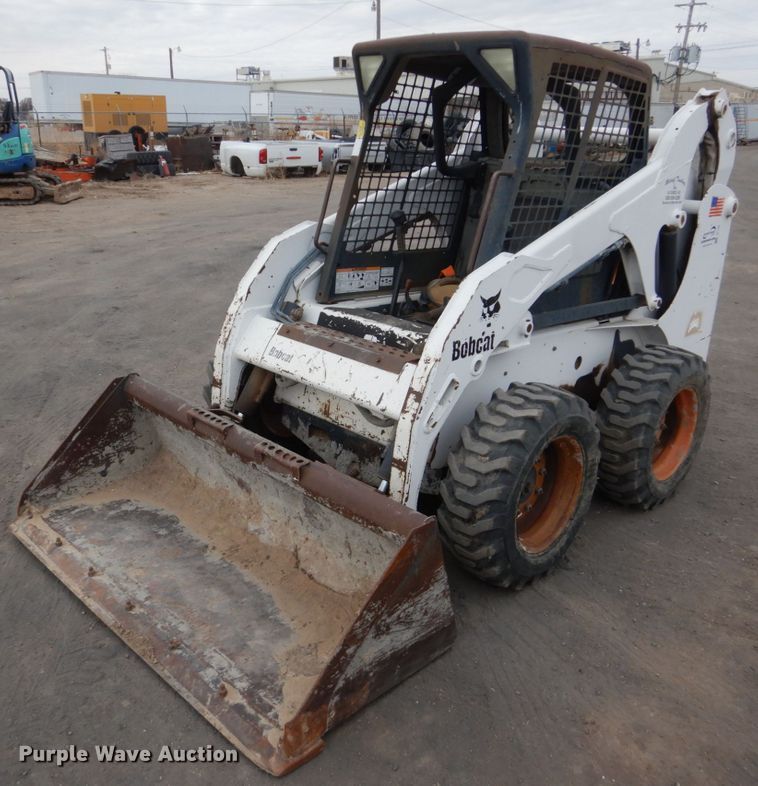 image for item DF7368 2001 Bobcat 773 skid steer