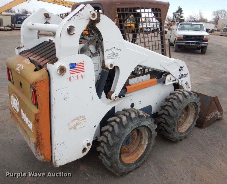 image for item DF7368 2001 Bobcat 773 skid steer
