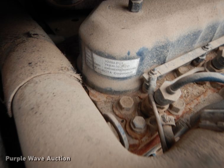 image for item DF7368 2001 Bobcat 773 skid steer