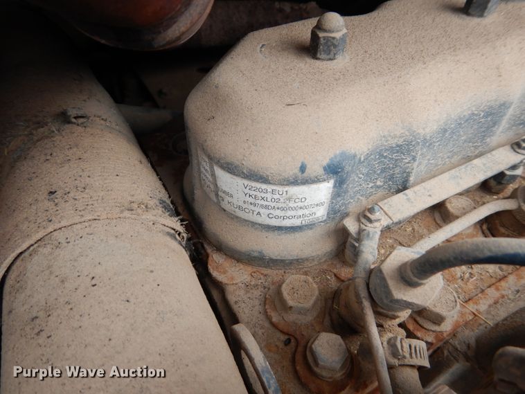 image for item DF7368 2001 Bobcat 773 skid steer