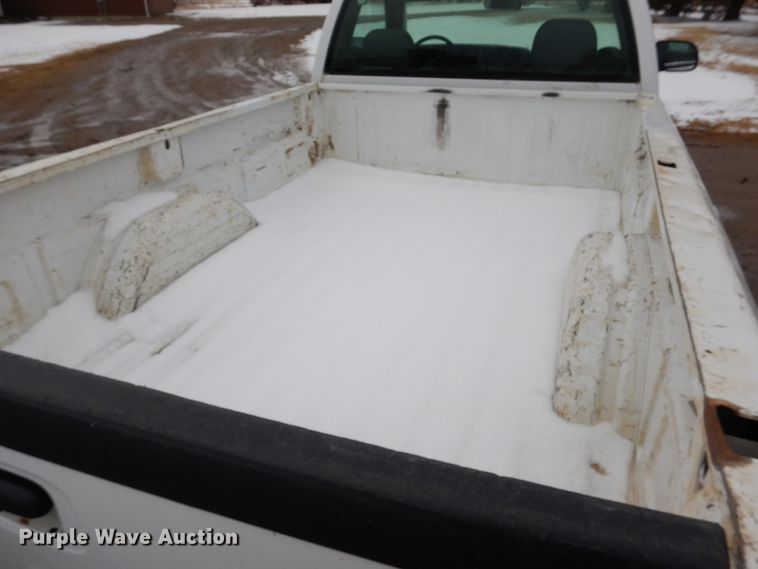 image for item DF7371 2001 GMC Sierra 1500 pickup truck