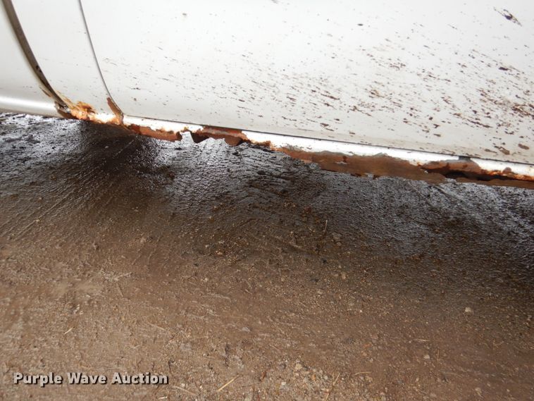 image for item DF7371 2001 GMC Sierra 1500 pickup truck