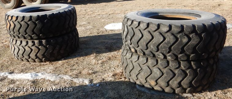 image for item DG5914 (4) Michelin Radial 17.5R25 tires