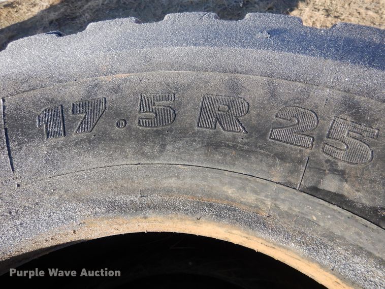 image for item DG5914 (4) Michelin Radial 17.5R25 tires