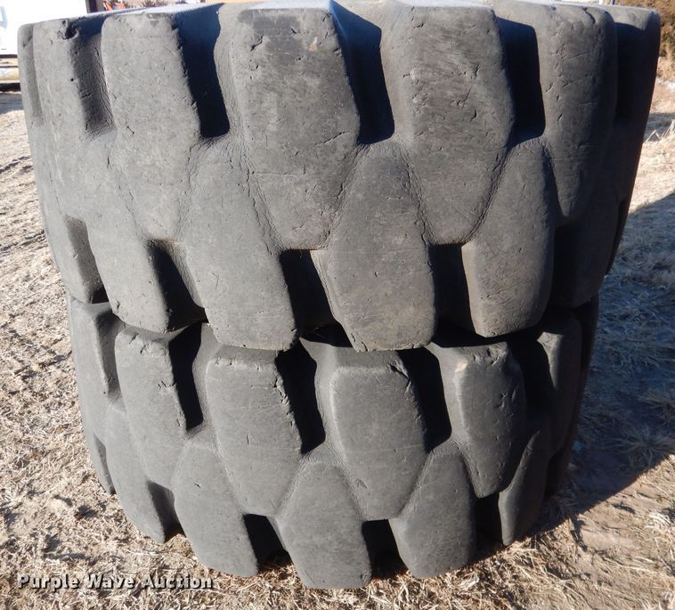 image for item DG5918 (2) General 29.5-25 tires