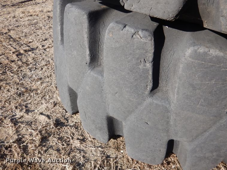 image for item DG5918 (2) General 29.5-25 tires