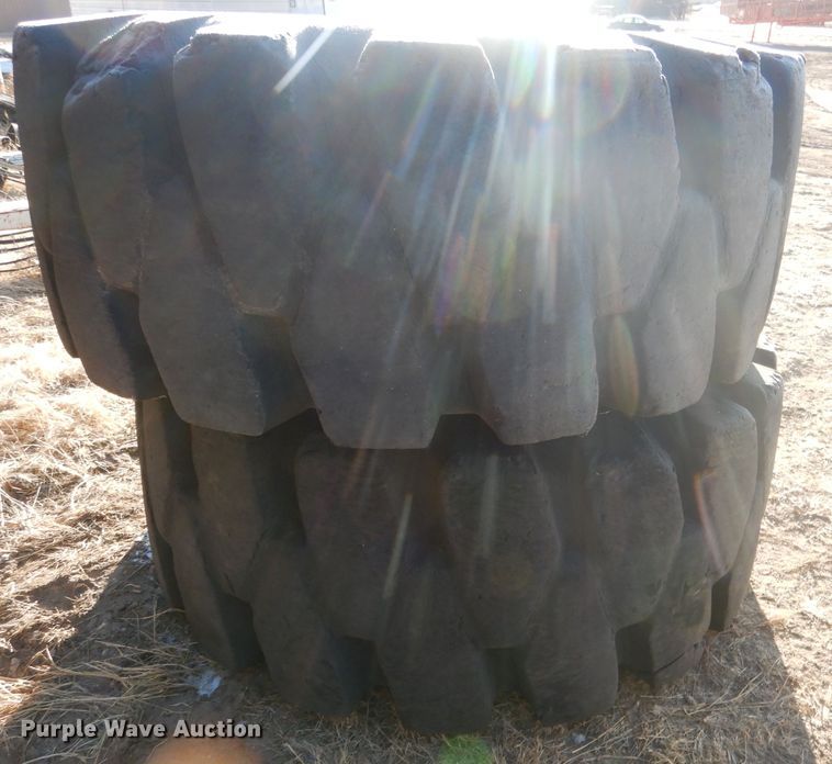 image for item DG5919 (2) General 29.5-25 tires