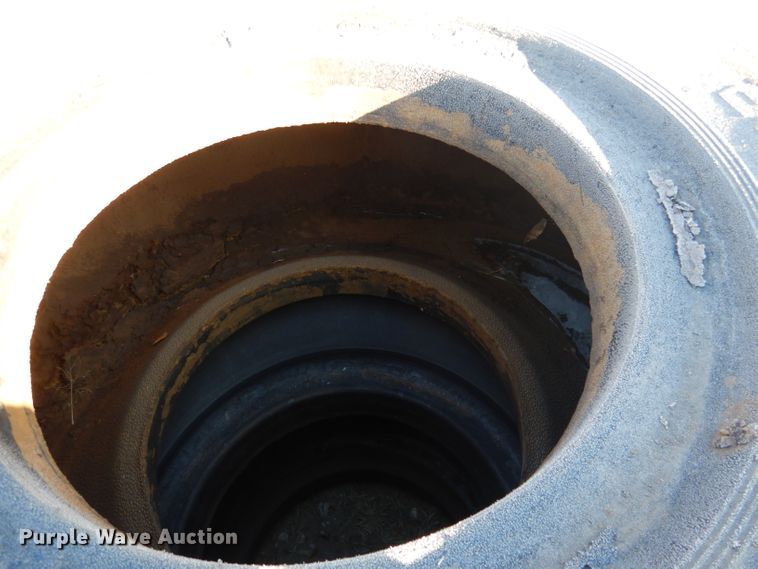 image for item DG5919 (2) General 29.5-25 tires