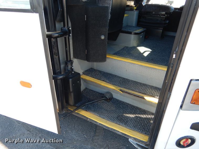 image for item DG5924 1995 Van Hool T845 coach bus