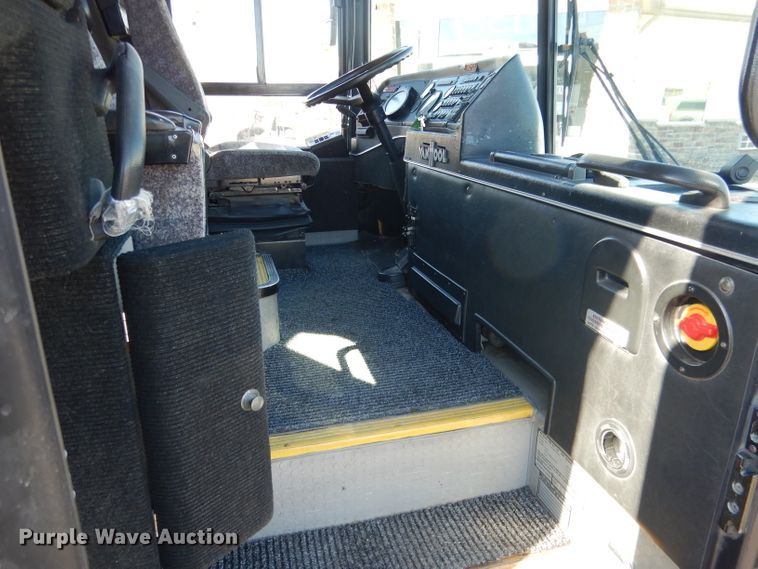 image for item DG5924 1995 Van Hool T845 coach bus