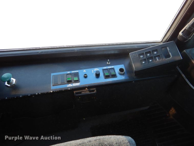 image for item DG5924 1995 Van Hool T845 coach bus