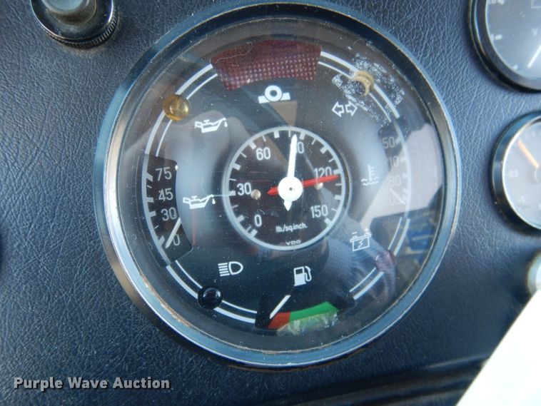 image for item DG5924 1995 Van Hool T845 coach bus