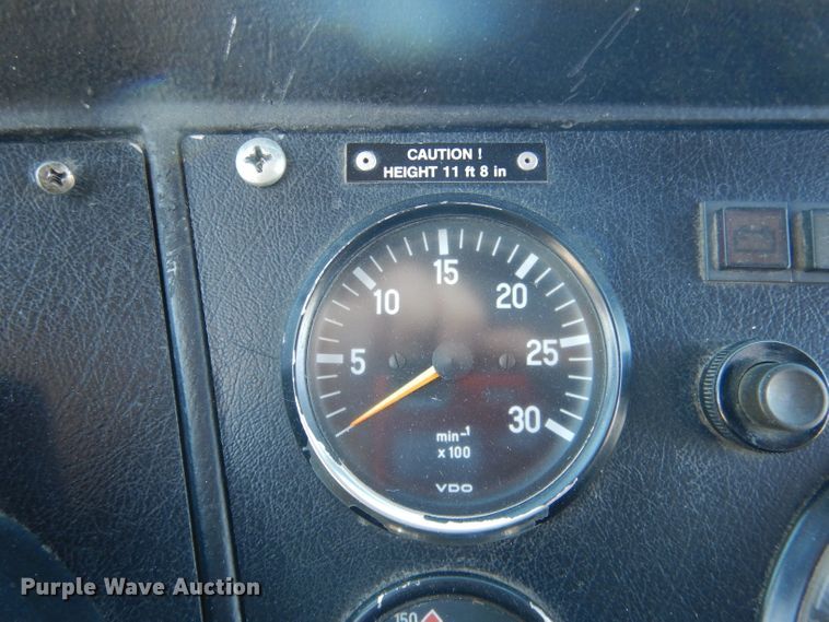 image for item DG5924 1995 Van Hool T845 coach bus