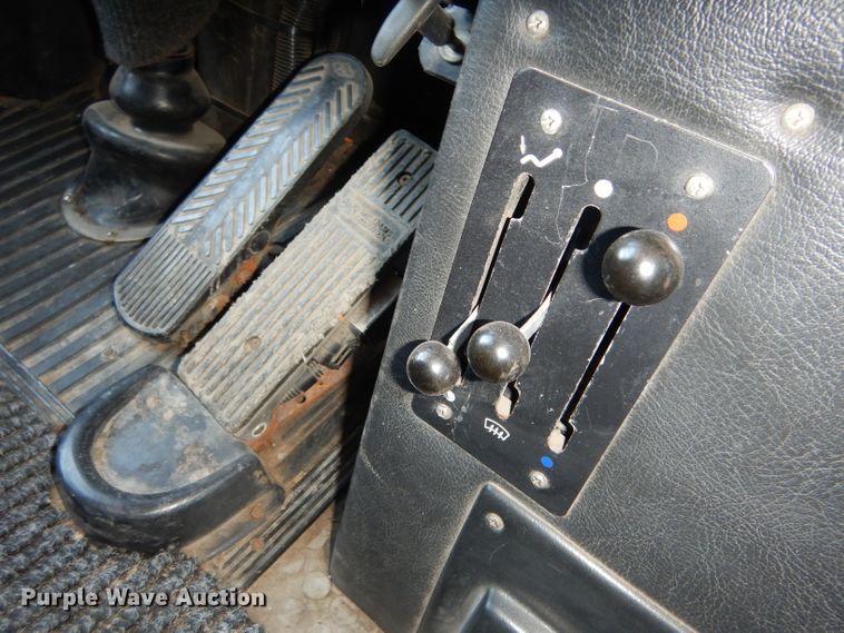 image for item DG5924 1995 Van Hool T845 coach bus