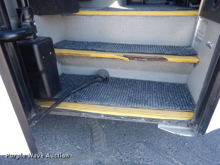 image for item DG5924 1995 Van Hool T845 coach bus