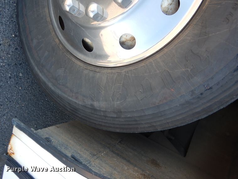 image for item DG5924 1995 Van Hool T845 coach bus