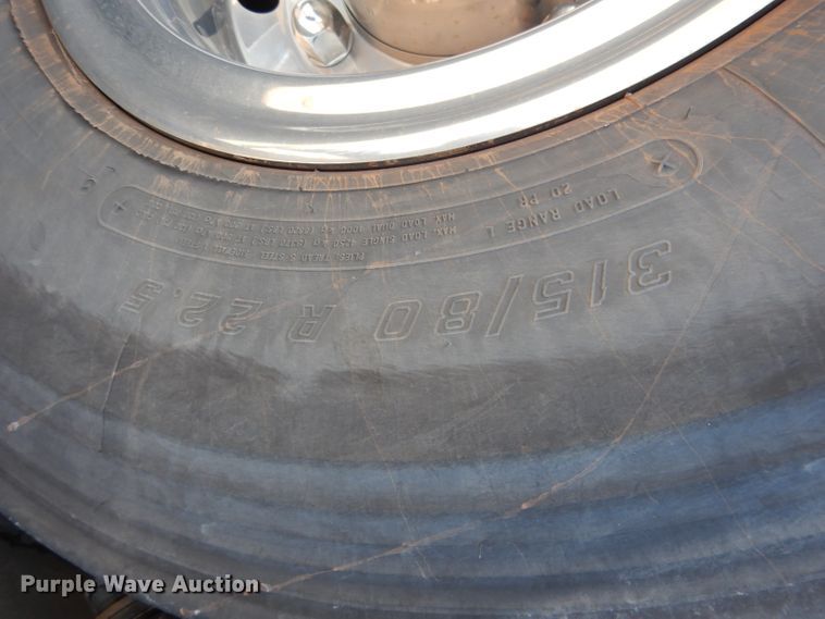 image for item DG5924 1995 Van Hool T845 coach bus