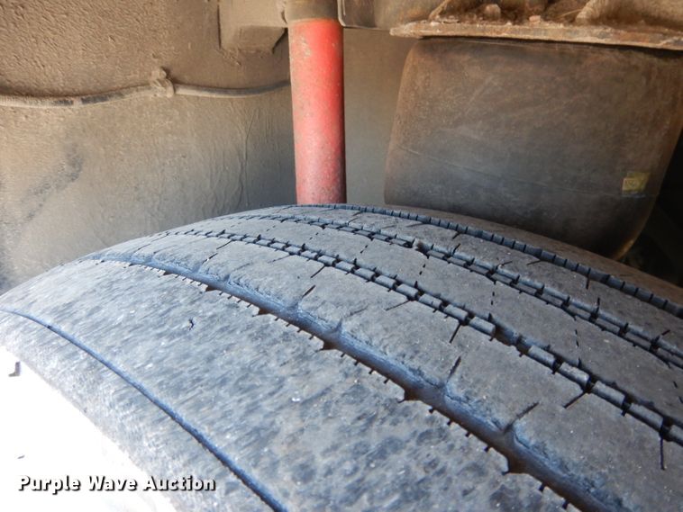 image for item DG5924 1995 Van Hool T845 coach bus